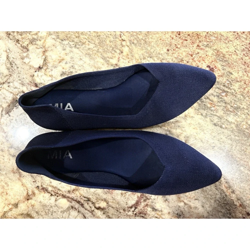 Mia Size 7 M KERRI Navy Textile Slip On Flats / Loafers‎ Women's Shoes